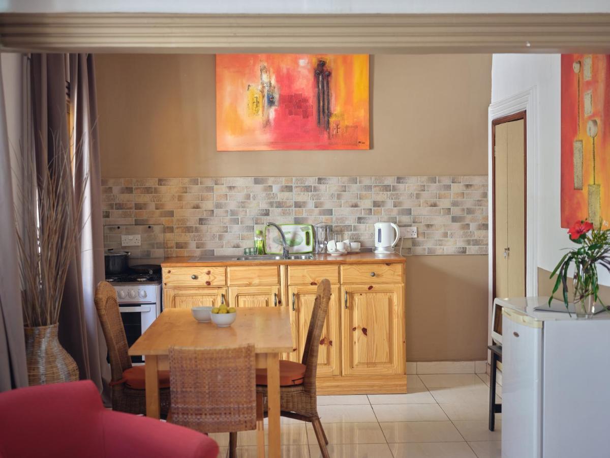 Fajara Pelican Residence מראה חיצוני תמונה