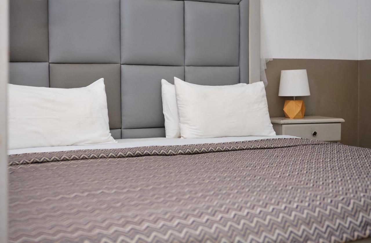 Fajara Pelican Residence מראה חיצוני תמונה