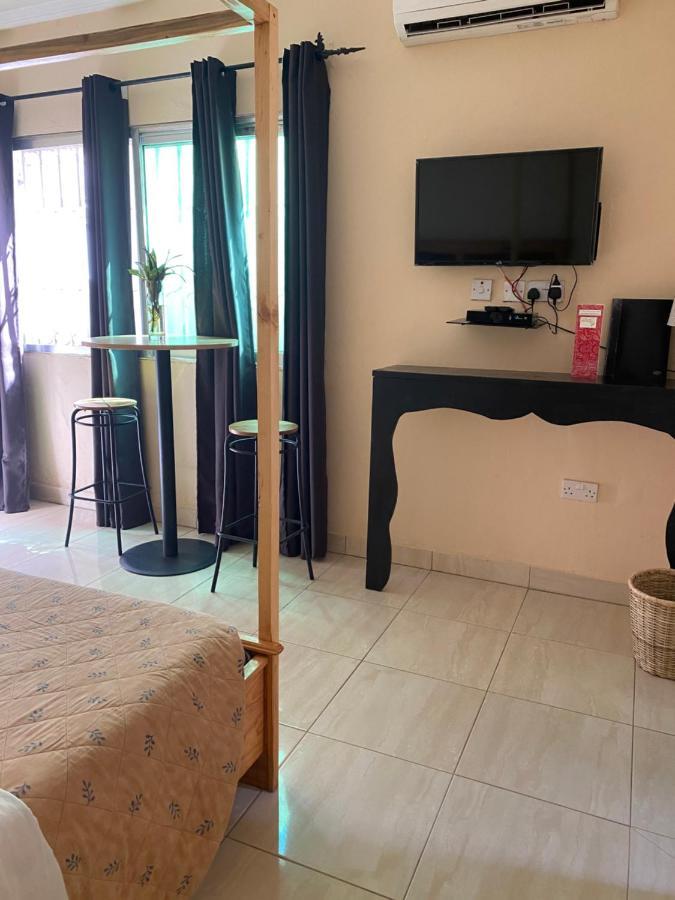 Fajara Pelican Residence מראה חיצוני תמונה
