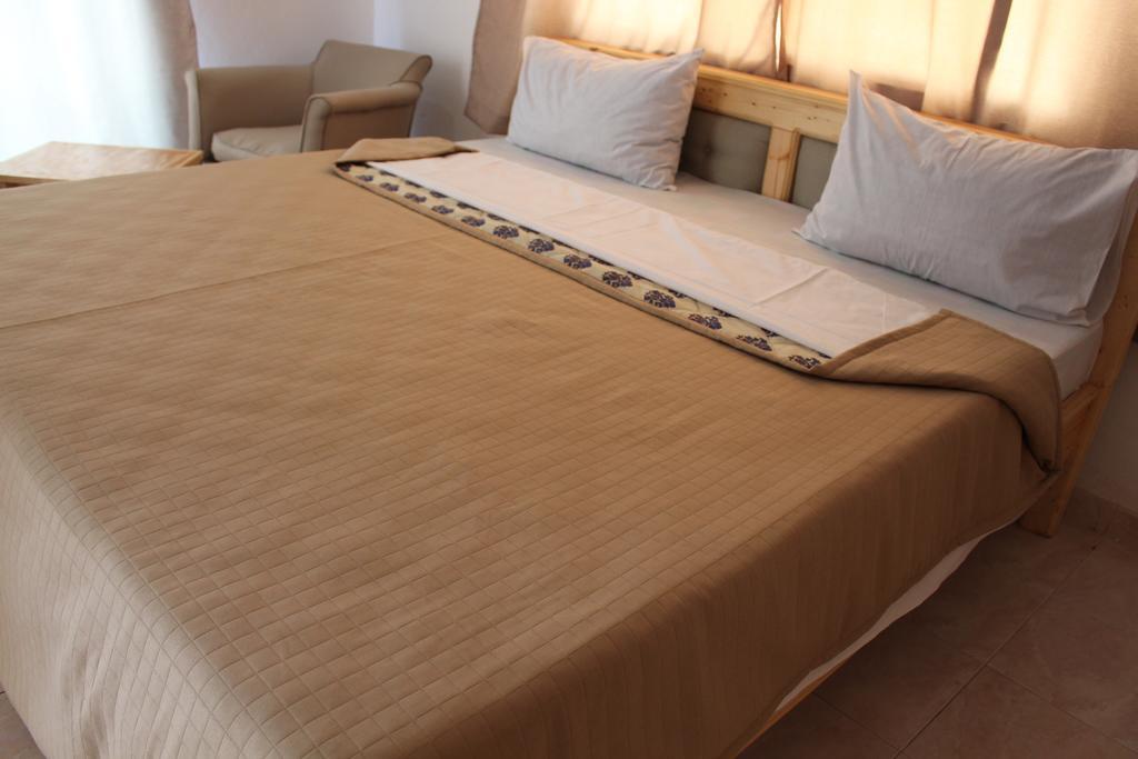 Fajara Pelican Residence מראה חיצוני תמונה