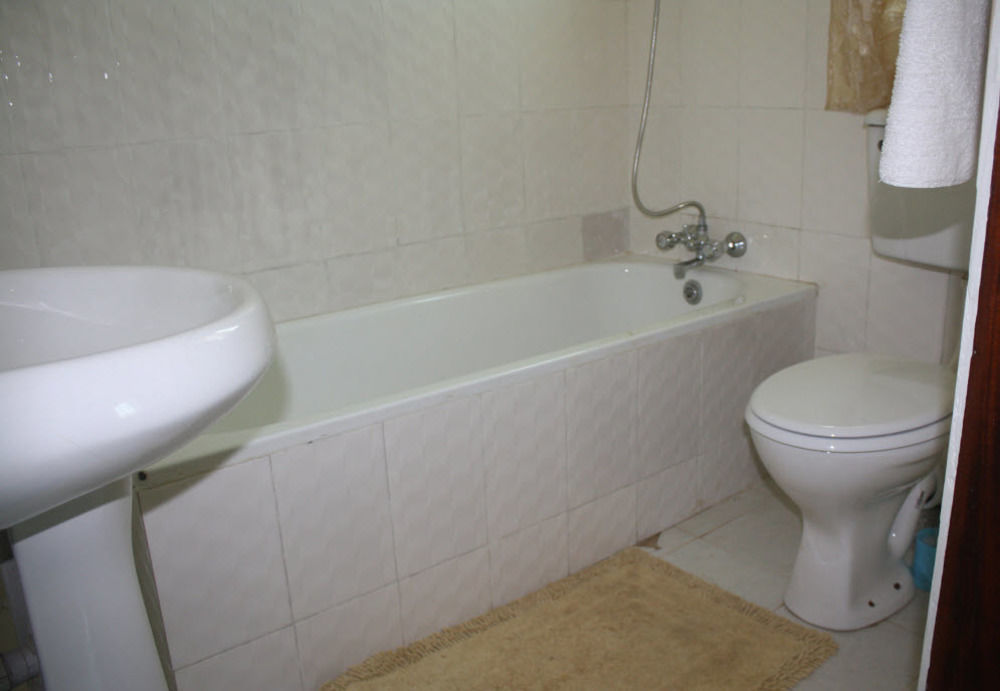 Fajara Pelican Residence מראה חיצוני תמונה