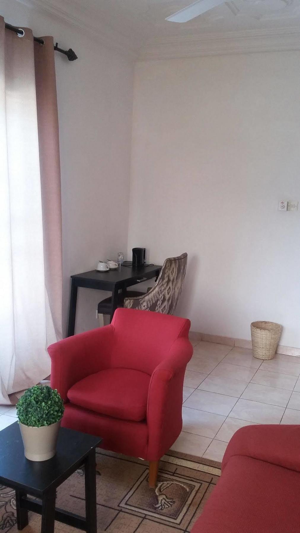 Fajara Pelican Residence מראה חיצוני תמונה